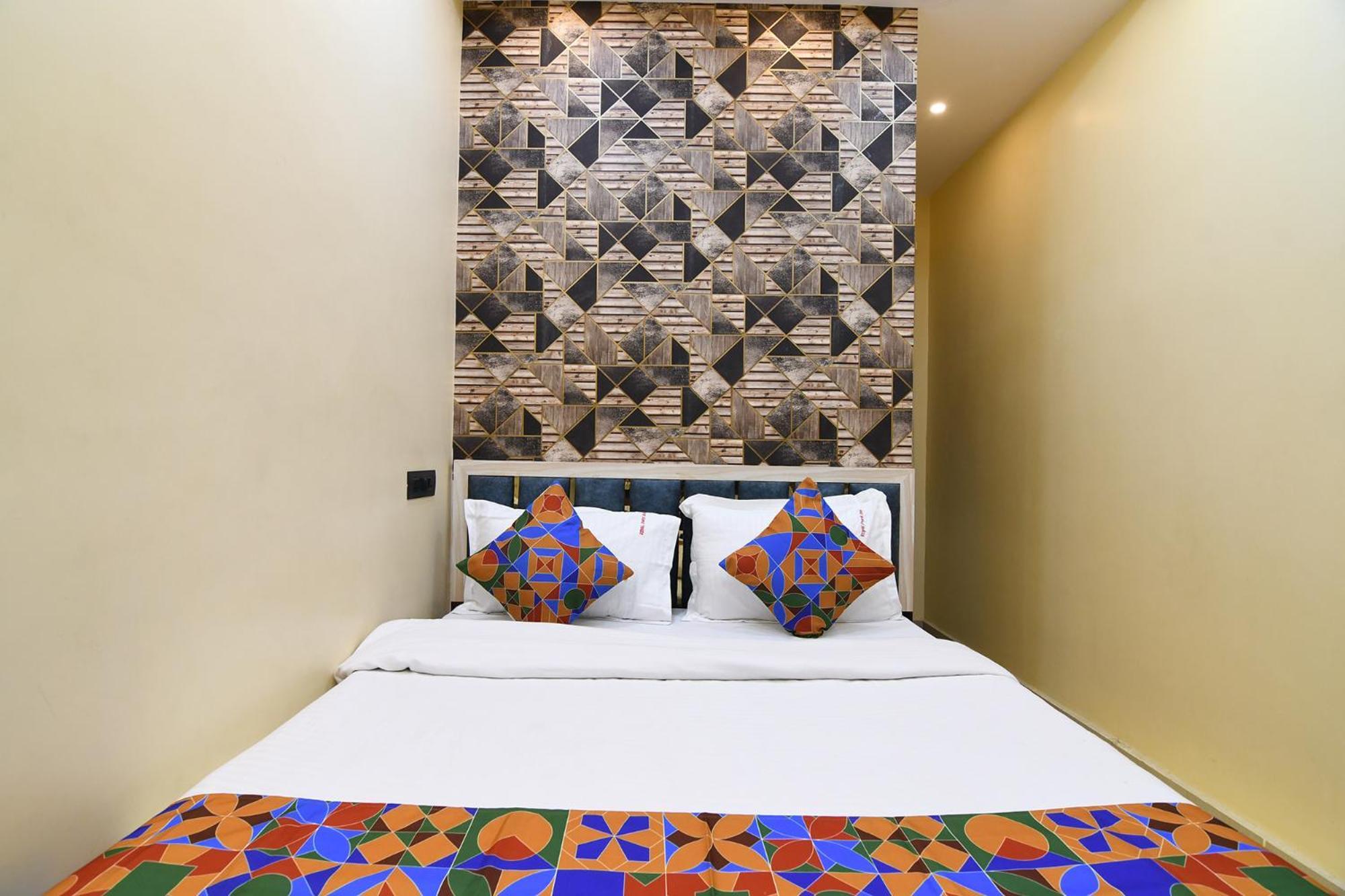 Fabhotel Royal Park Inn - Nr Eden Garden Stadium Calcutta Extérieur photo
