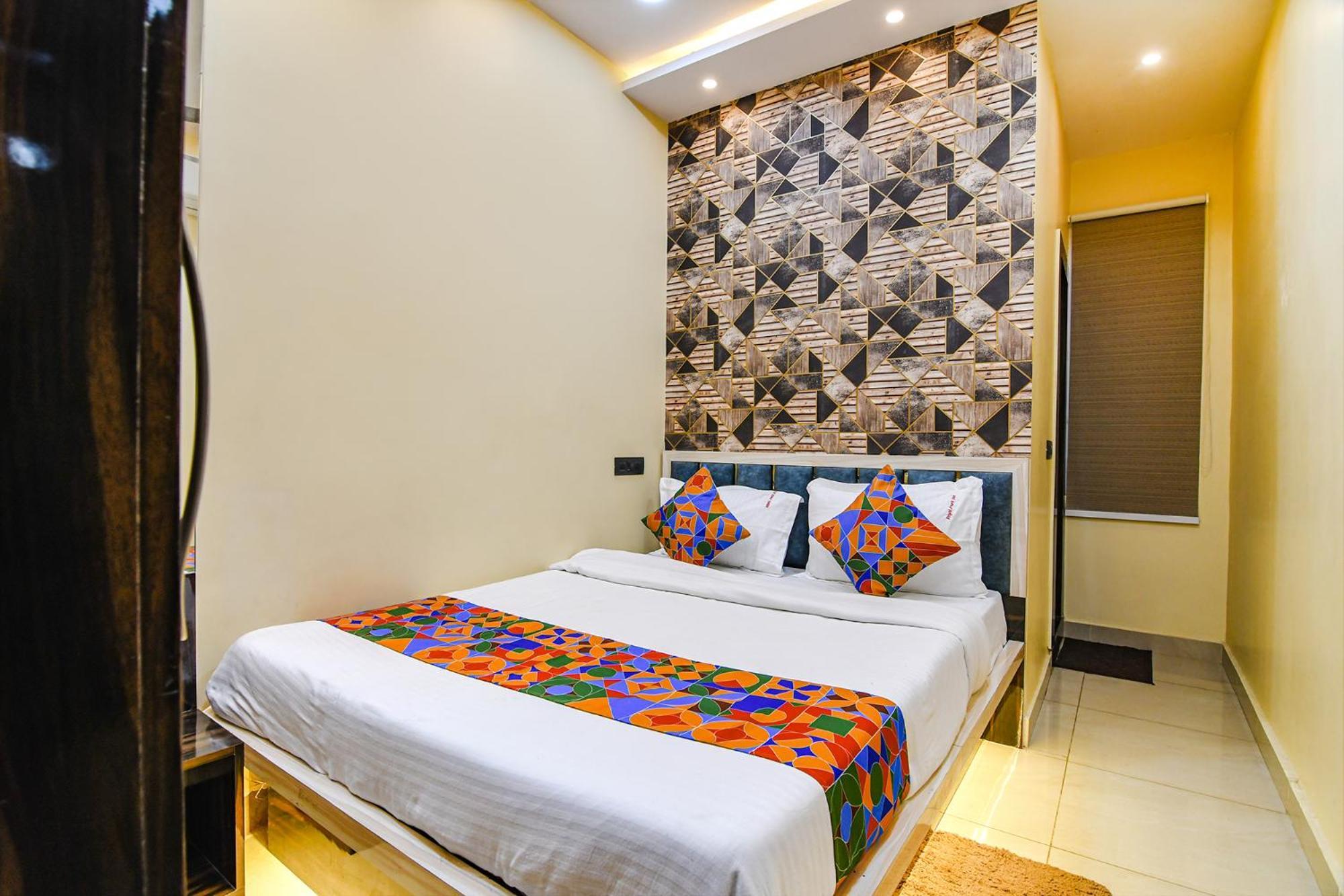 Fabhotel Royal Park Inn - Nr Eden Garden Stadium Calcutta Extérieur photo