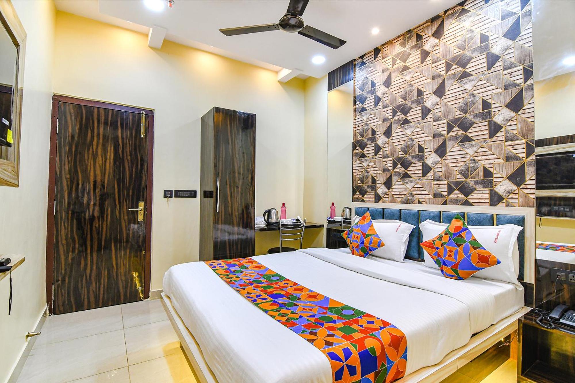 Fabhotel Royal Park Inn - Nr Eden Garden Stadium Calcutta Extérieur photo